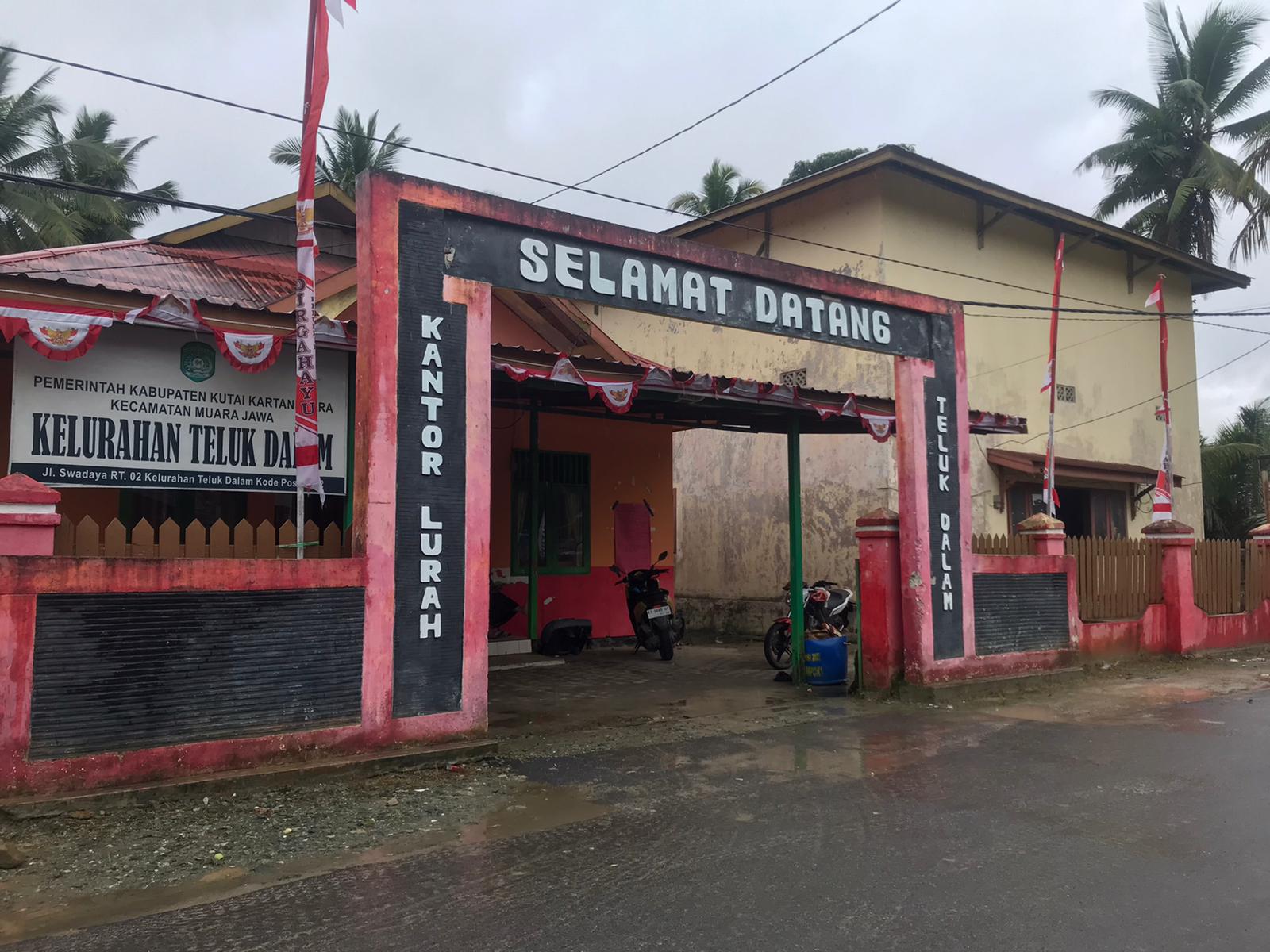 Pemandangan Desa Teluk Dalam