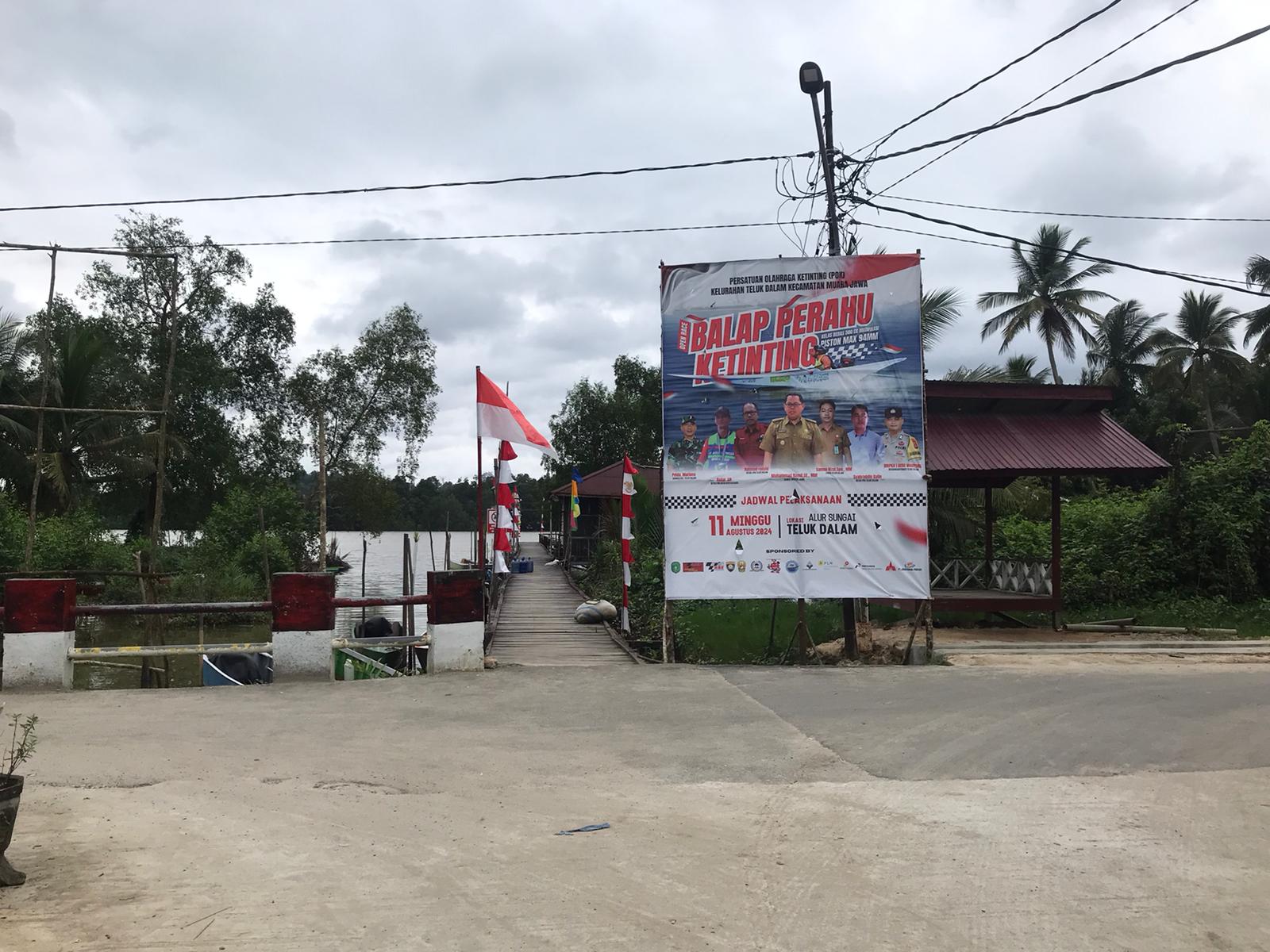 Pemandangan Desa Teluk Dalam